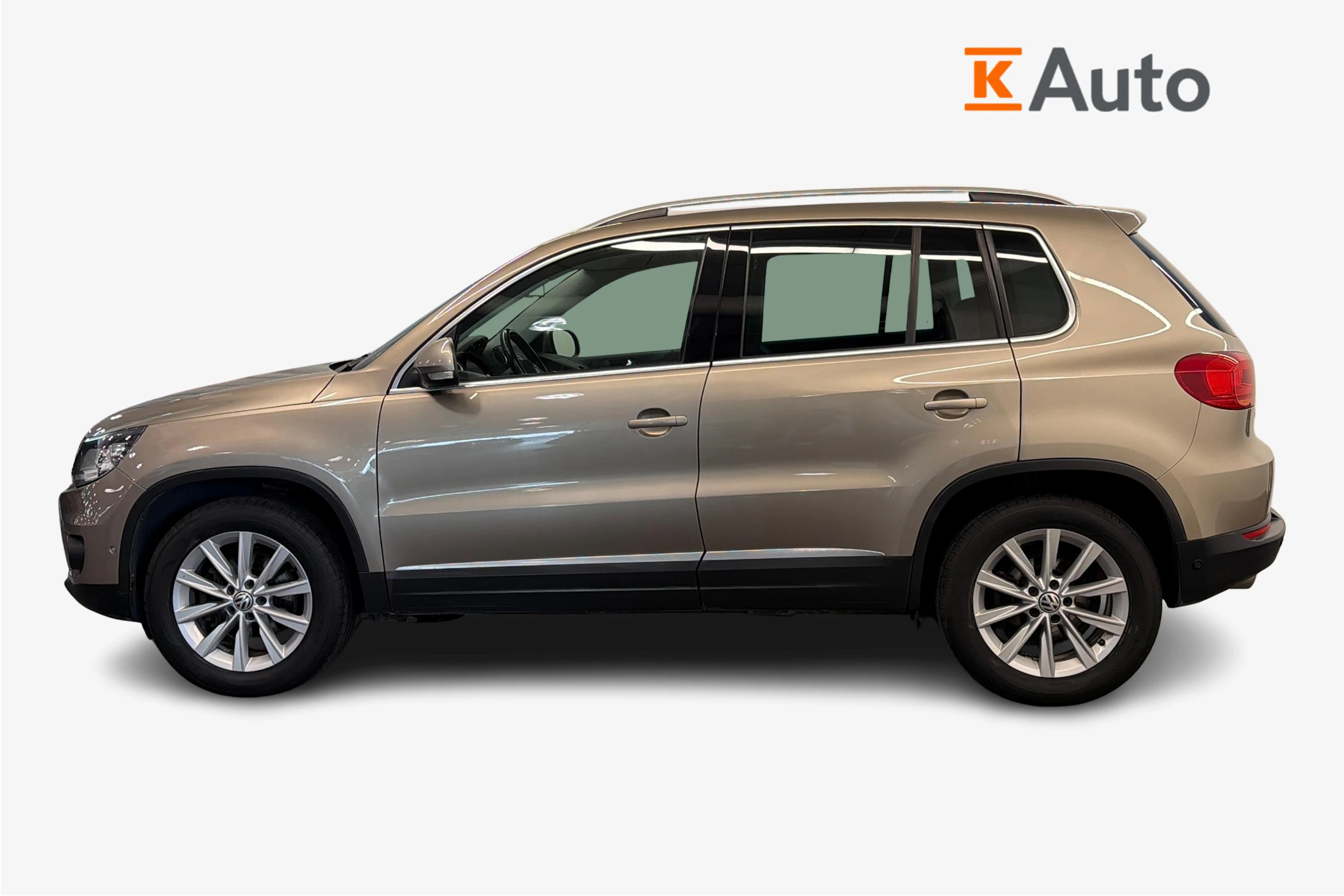 ruskea (beige) Volkswagen Tiguan 2012 kuva 5.