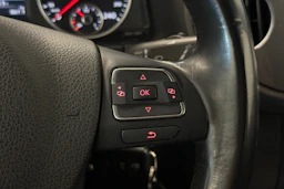 ruskea (beige) Volkswagen Tiguan 2012 kuva 15.