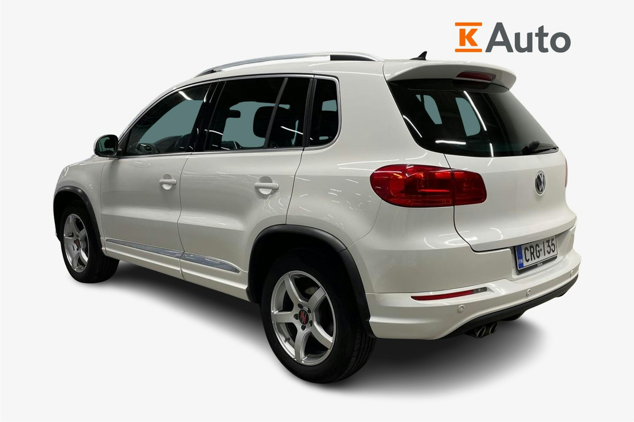 valkoinen Volkswagen Tiguan 2013 kuva 2.