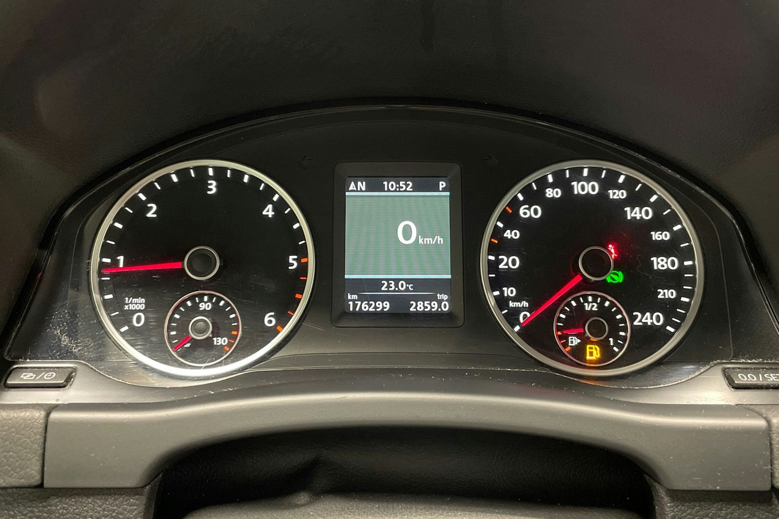 valkoinen Volkswagen Tiguan 2013 kuva 15.