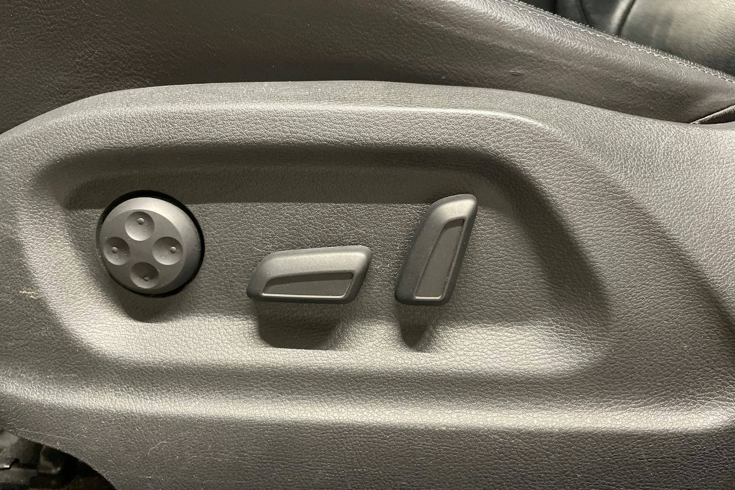valkoinen Volkswagen Tiguan 2013 kuva 25.