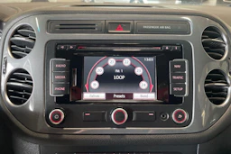 musta Volkswagen Tiguan 2013 kuva 18.