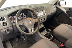 harmaa Volkswagen Tiguan 2013 kuva 7.