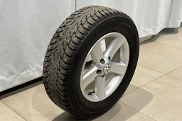 met. harmaa Volkswagen Tiguan 2013 kuva 15.