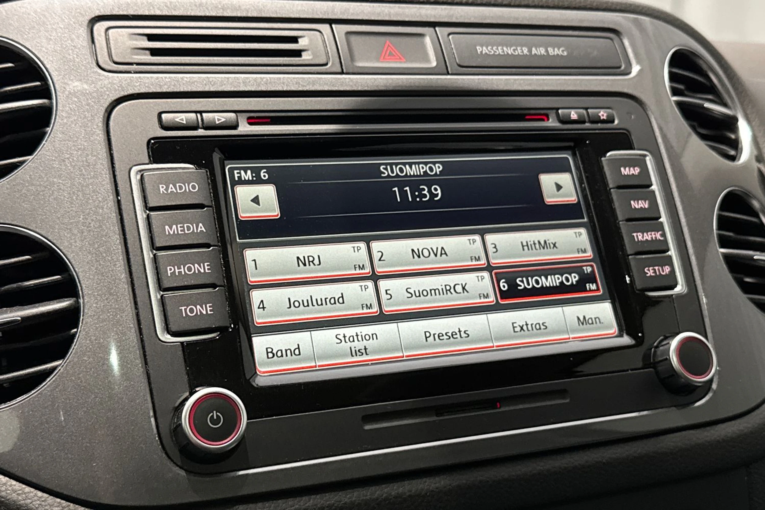met. harmaa Volkswagen Tiguan 2013 kuva 23.