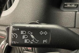 Ruskea (beige) Volkswagen Tiguan 2013 kuva 19.