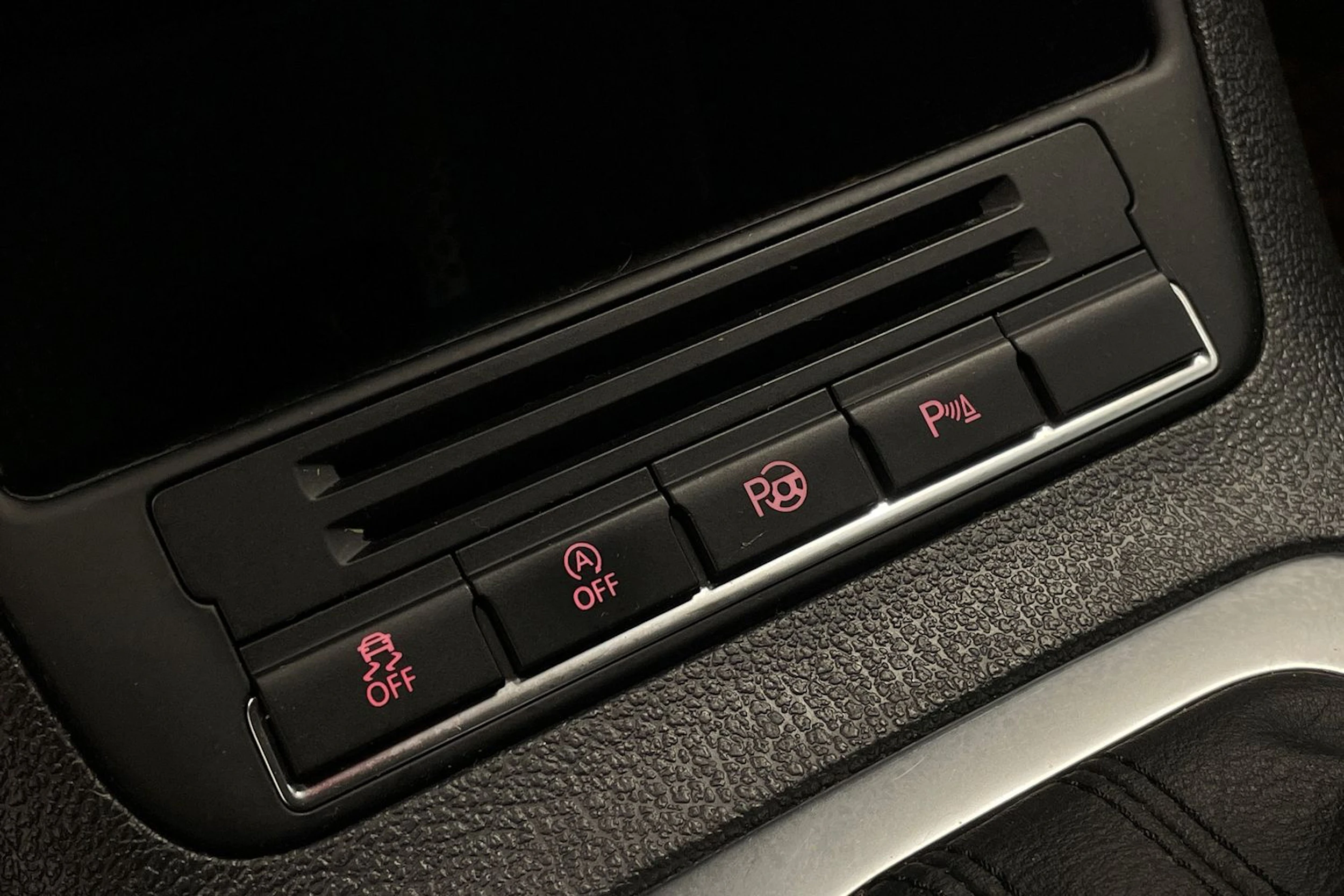 Ruskea (beige) Volkswagen Tiguan 2013 kuva 21.