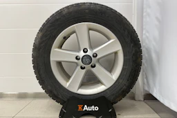 Ruskea (beige) Volkswagen Tiguan 2013 kuva 27.