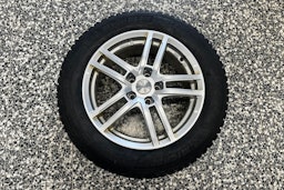 ruskea (beige) Volkswagen Tiguan 2014 kuva 13.