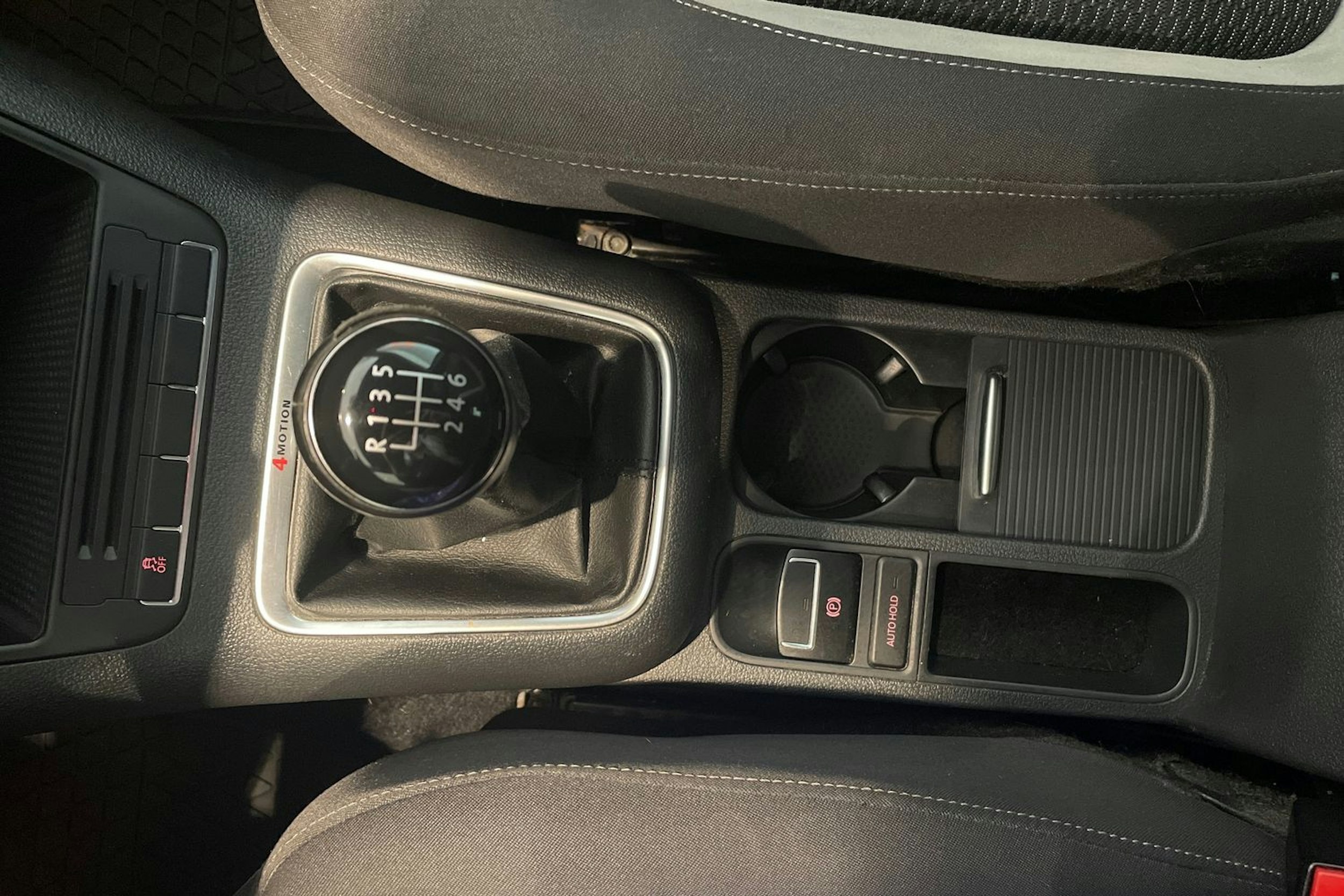 musta Volkswagen Tiguan 2013 kuva 17.