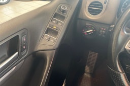 musta Volkswagen Tiguan 2013 kuva 18.