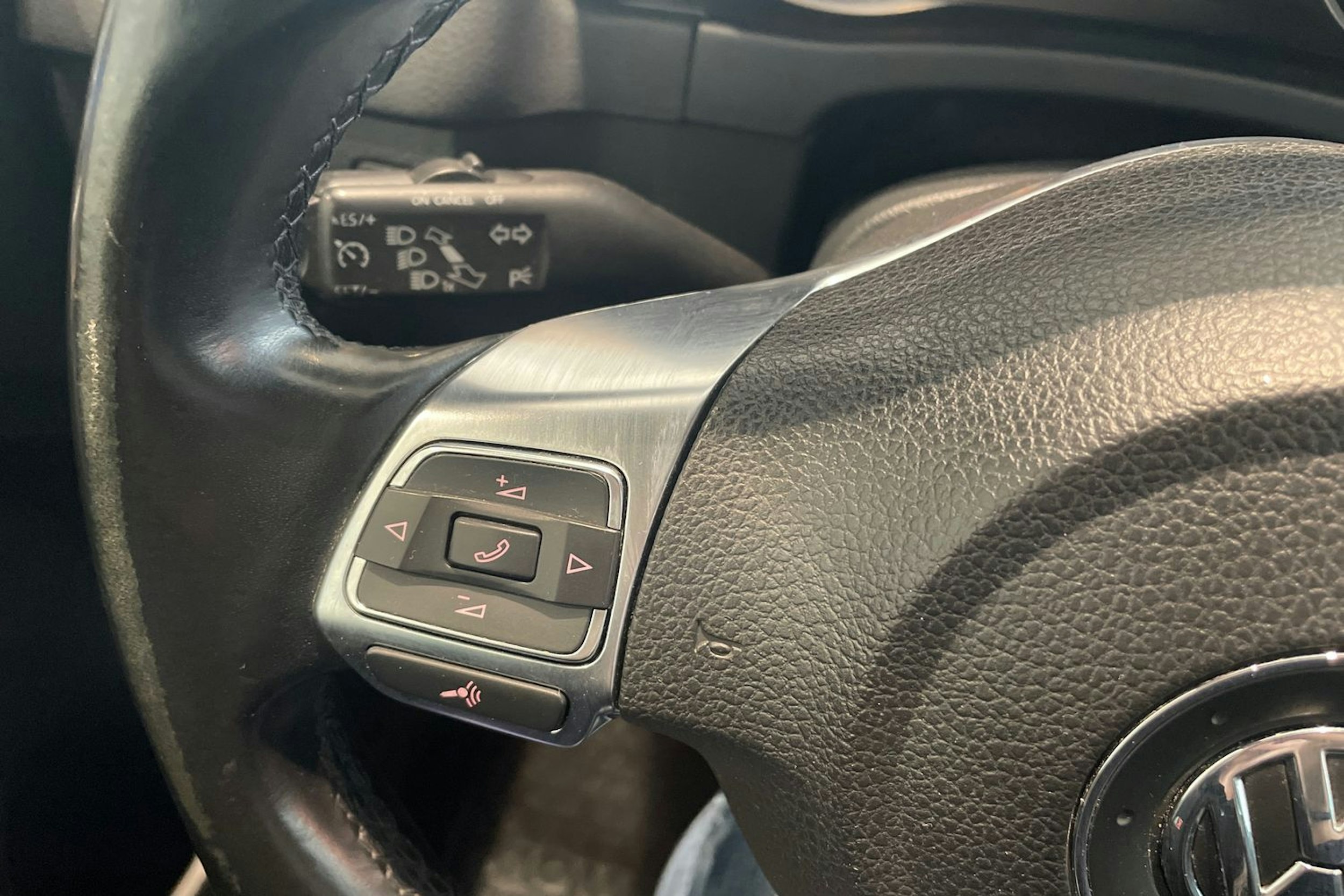 musta Volkswagen Tiguan 2013 kuva 19.