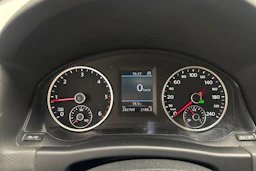 punainen Volkswagen Tiguan 2013 kuva 20.