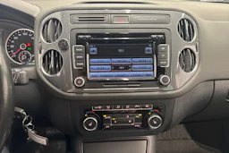 punainen Volkswagen Tiguan 2013 kuva 24.