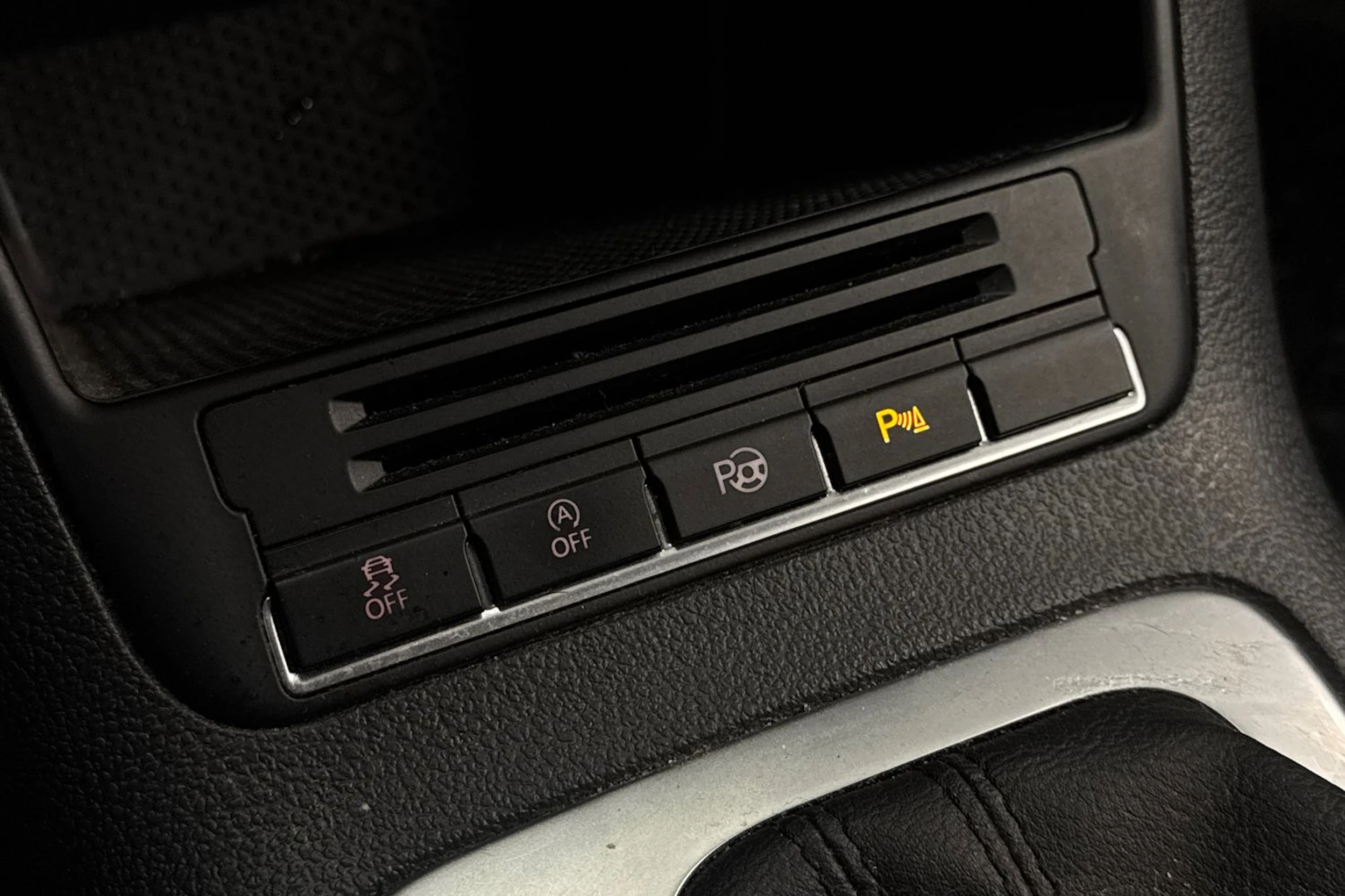 punainen Volkswagen Tiguan 2013 kuva 27.