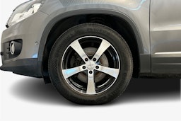 harmaa Volkswagen Tiguan 2014 kuva 11.