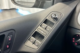 harmaa Volkswagen Tiguan 2014 kuva 16.