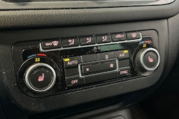 harmaa Volkswagen Tiguan 2014 kuva 24.