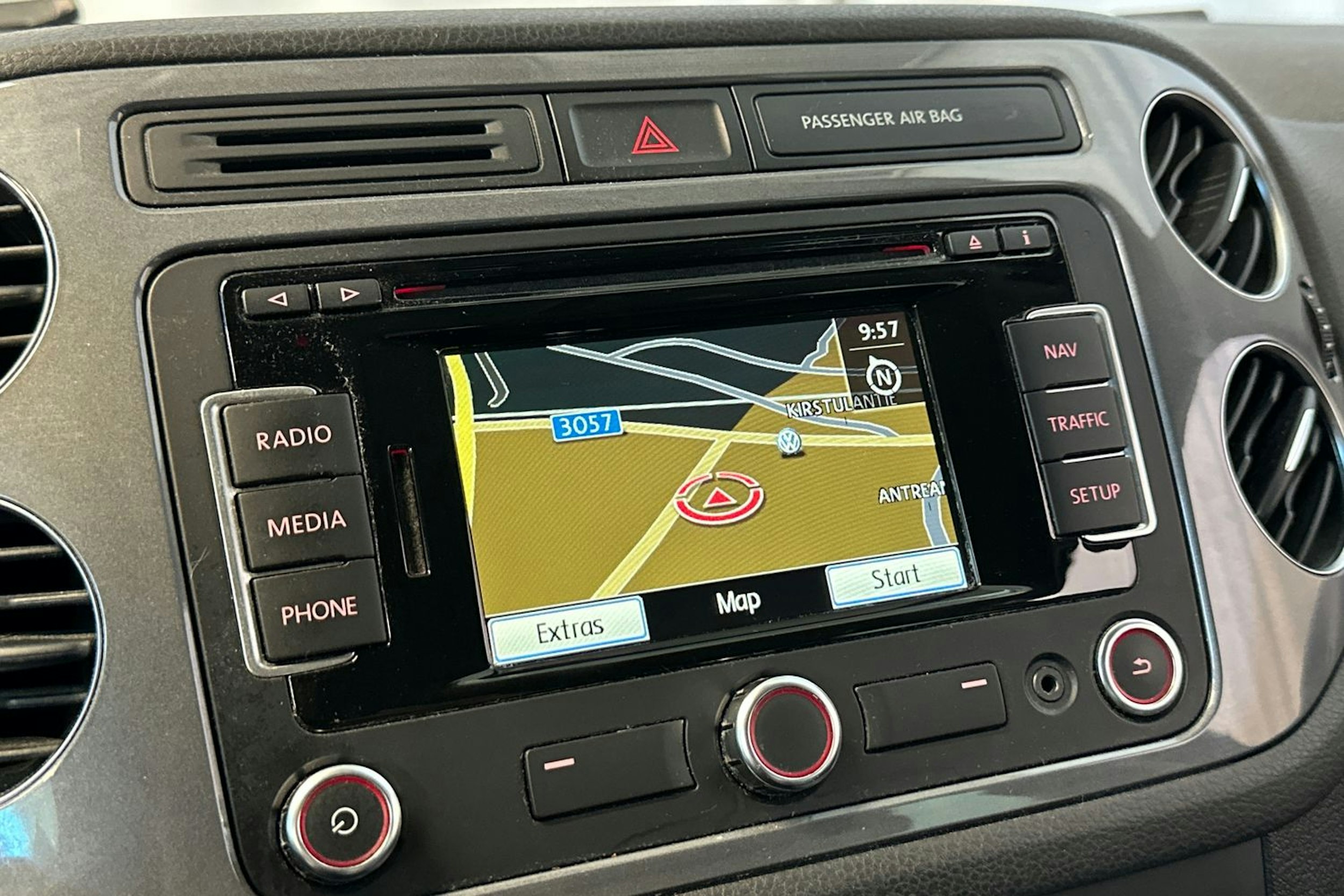 harmaa Volkswagen Tiguan 2014 kuva 25.