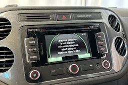 harmaa Volkswagen Tiguan 2014 kuva 26.