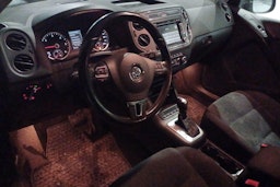 met. harmaa Volkswagen Tiguan 2014 kuva 3.