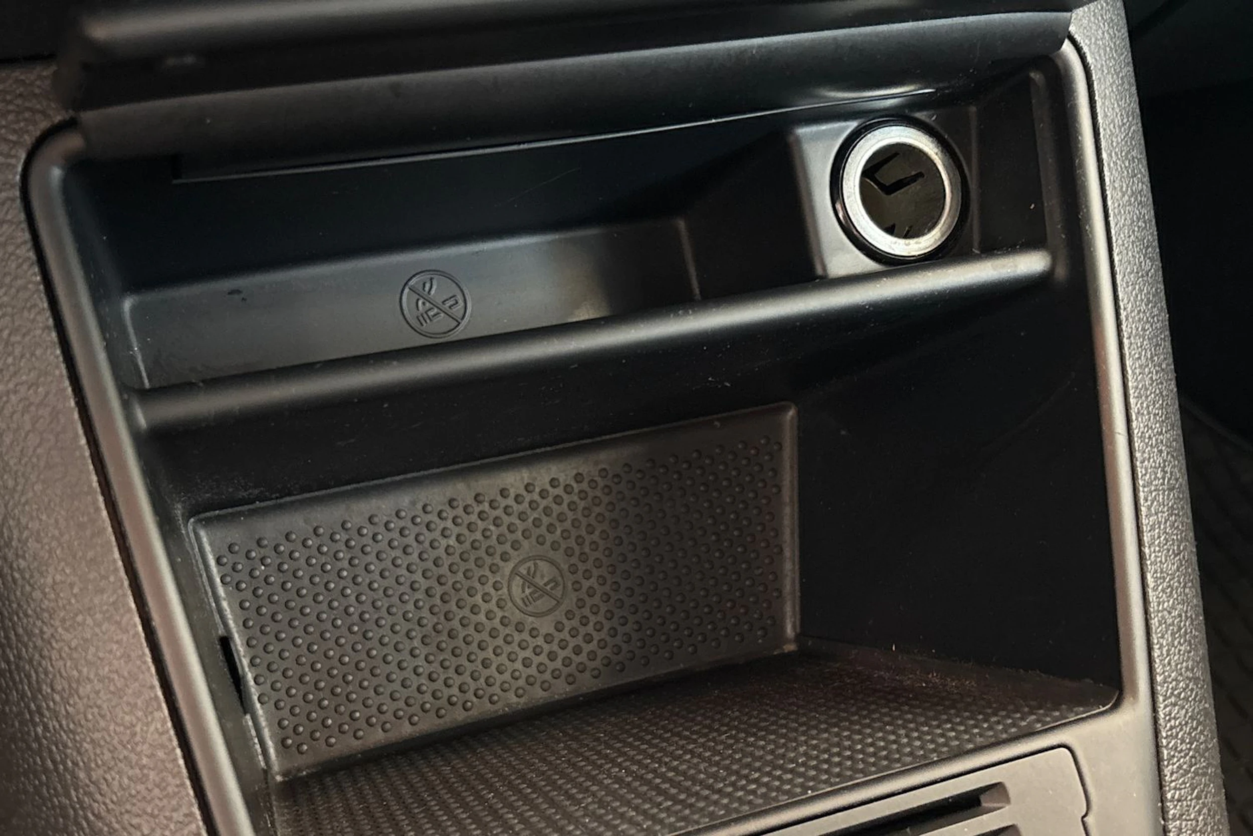 valkoinen Volkswagen Tiguan 2014 kuva 25.