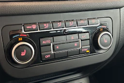 valkoinen Volkswagen Tiguan 2014 kuva 26.
