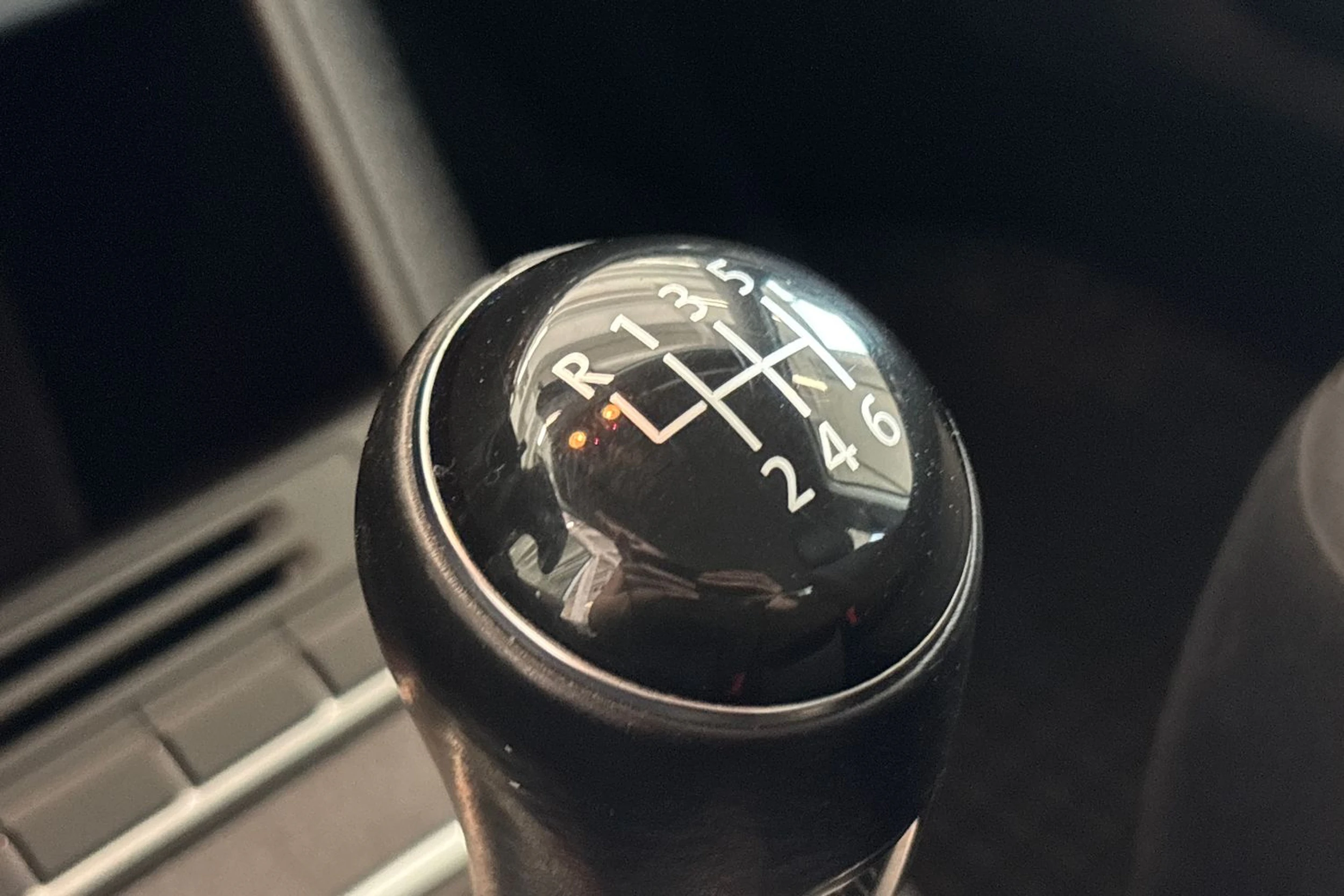 valkoinen Volkswagen Tiguan 2014 kuva 31.