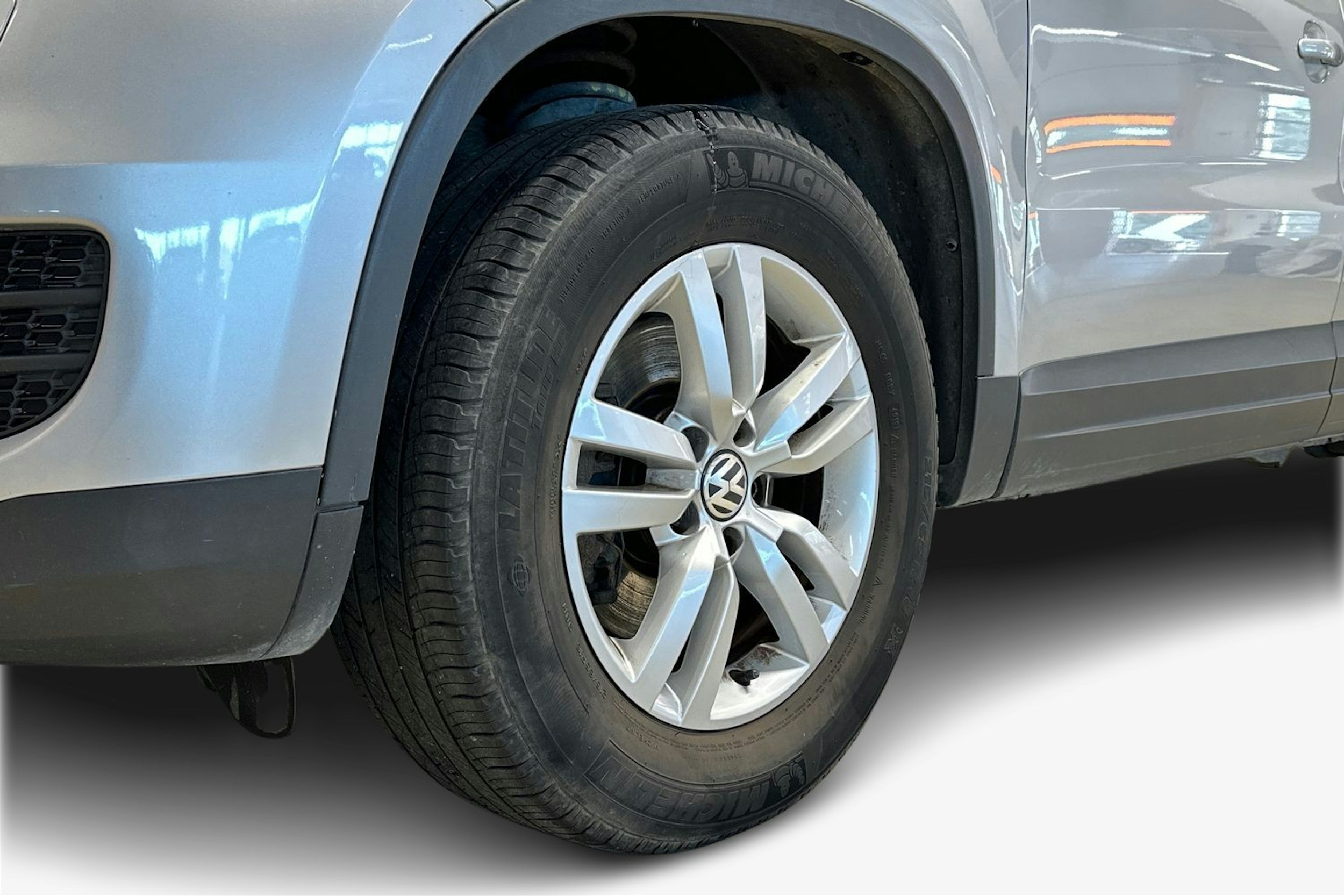 hopea Volkswagen Tiguan 2014 kuva 11.