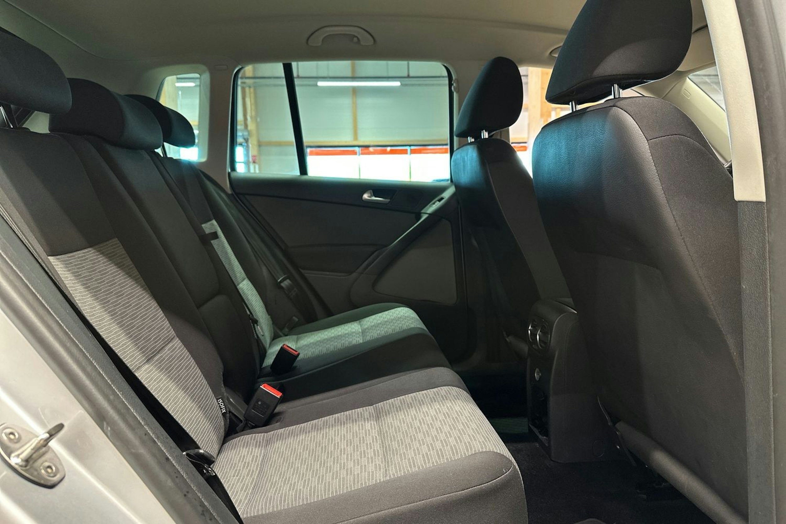 hopea Volkswagen Tiguan 2014 kuva 16.