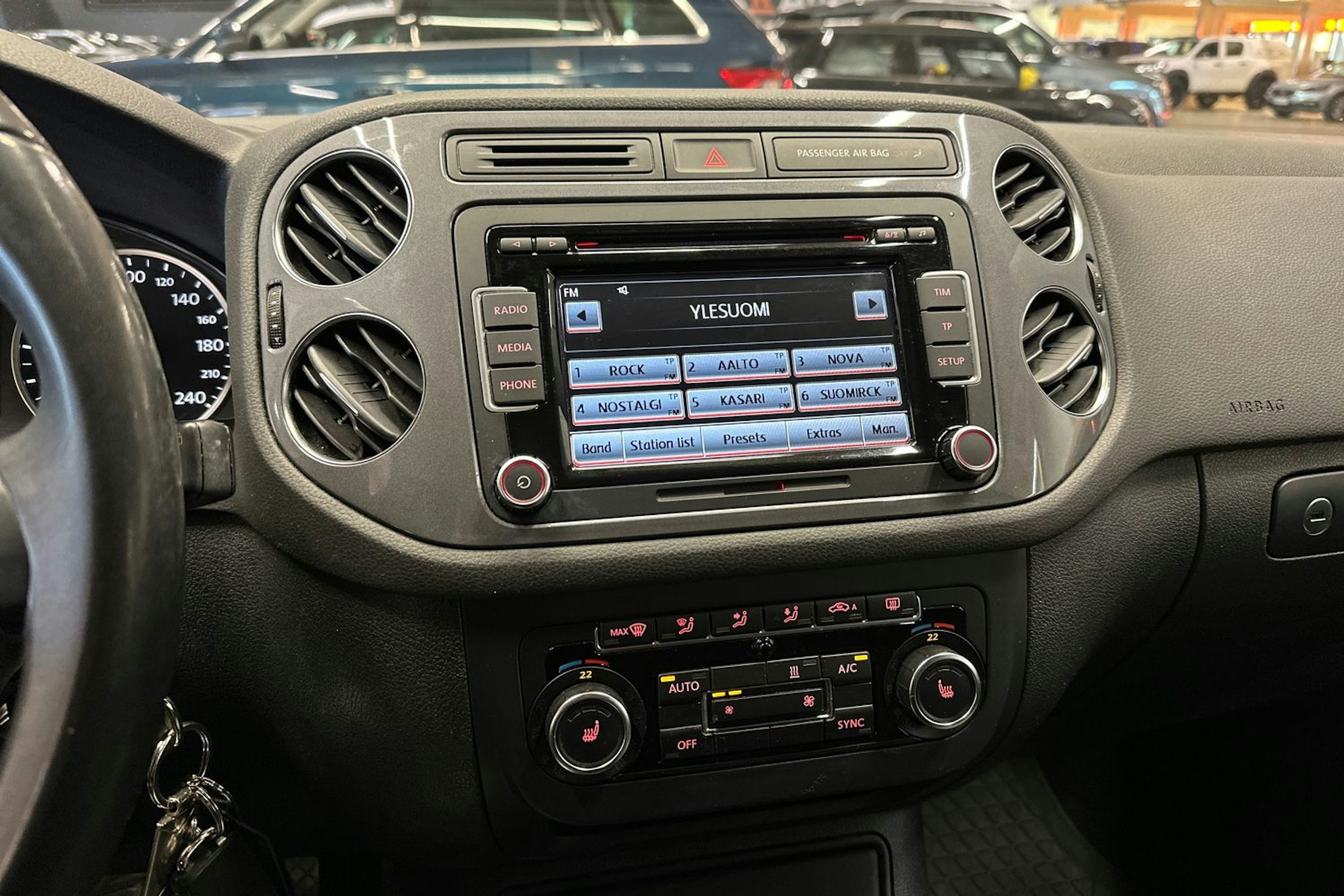hopea Volkswagen Tiguan 2014 kuva 19.