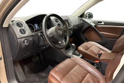 ruskea (beige) Volkswagen Tiguan 2014 kuva 8.