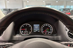ruskea (beige) Volkswagen Tiguan 2014 kuva 22.
