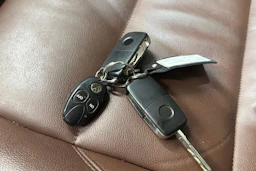 ruskea (beige) Volkswagen Tiguan 2014 kuva 26.