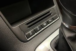 ruskea (beige) Volkswagen Tiguan 2014 kuva 28.
