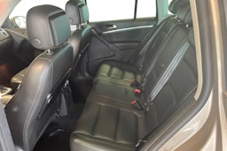 ruskea (beige) Volkswagen Tiguan 2014 kuva 10.