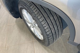 ruskea (beige) Volkswagen Tiguan 2014 kuva 13.