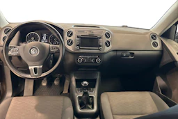 Ruskea (beige) Volkswagen Tiguan 2014 kuva 9.