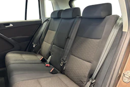 Ruskea (beige) Volkswagen Tiguan 2014 kuva 11.