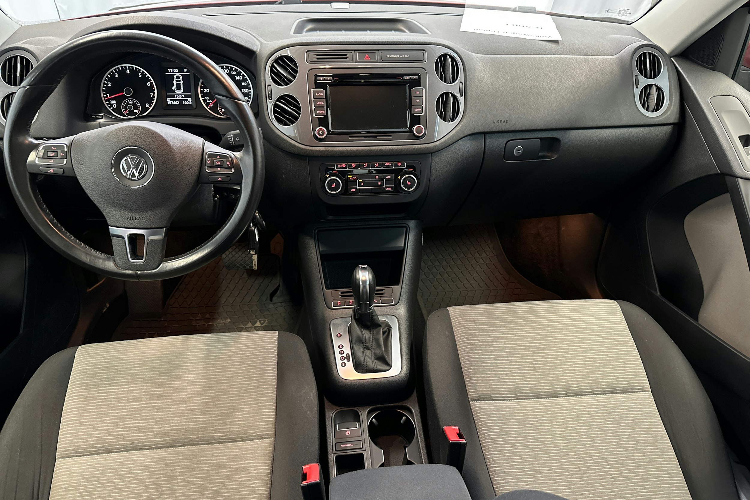 punainen Volkswagen Tiguan 2014 kuva 7.