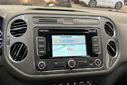 ruskea (beige) Volkswagen Tiguan 2014 kuva 18.