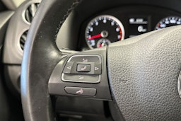 ruskea (beige) Volkswagen Tiguan 2014 kuva 24.