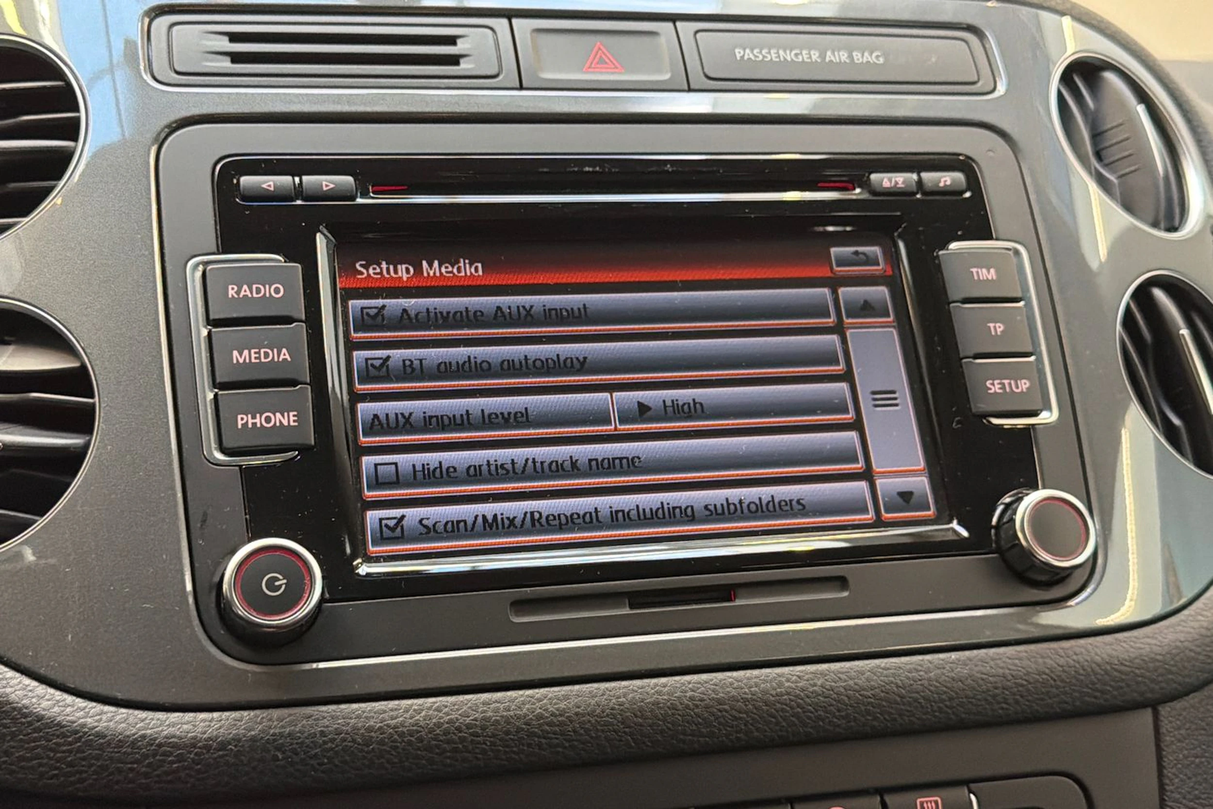 valkoinen Volkswagen Tiguan 2014 kuva 16.