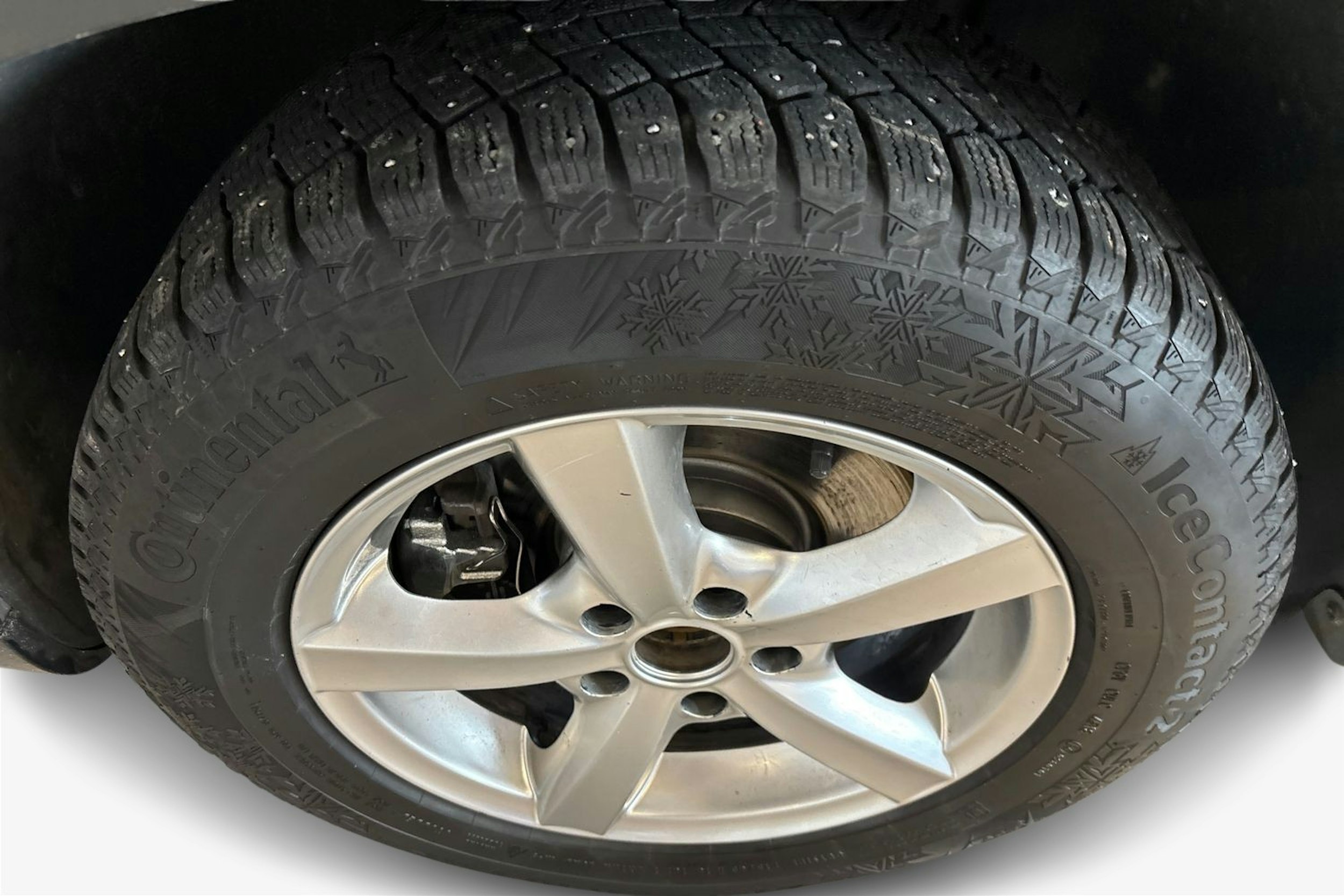 harmaa Volkswagen Tiguan 2014 kuva 11.