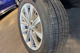 harmaa Volkswagen Tiguan 2014 kuva 19.