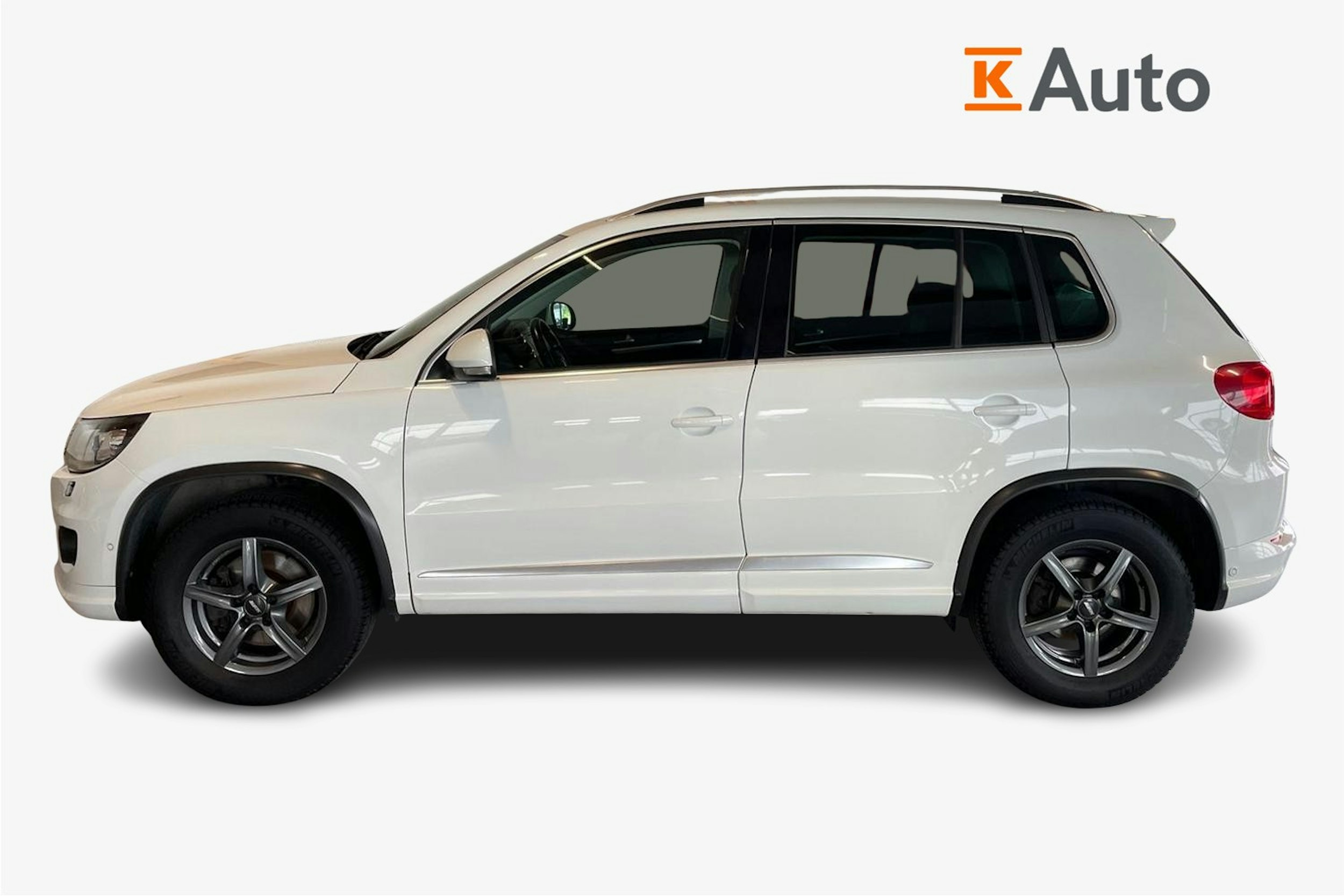 valkoinen Volkswagen Tiguan 2014 kuva 6.