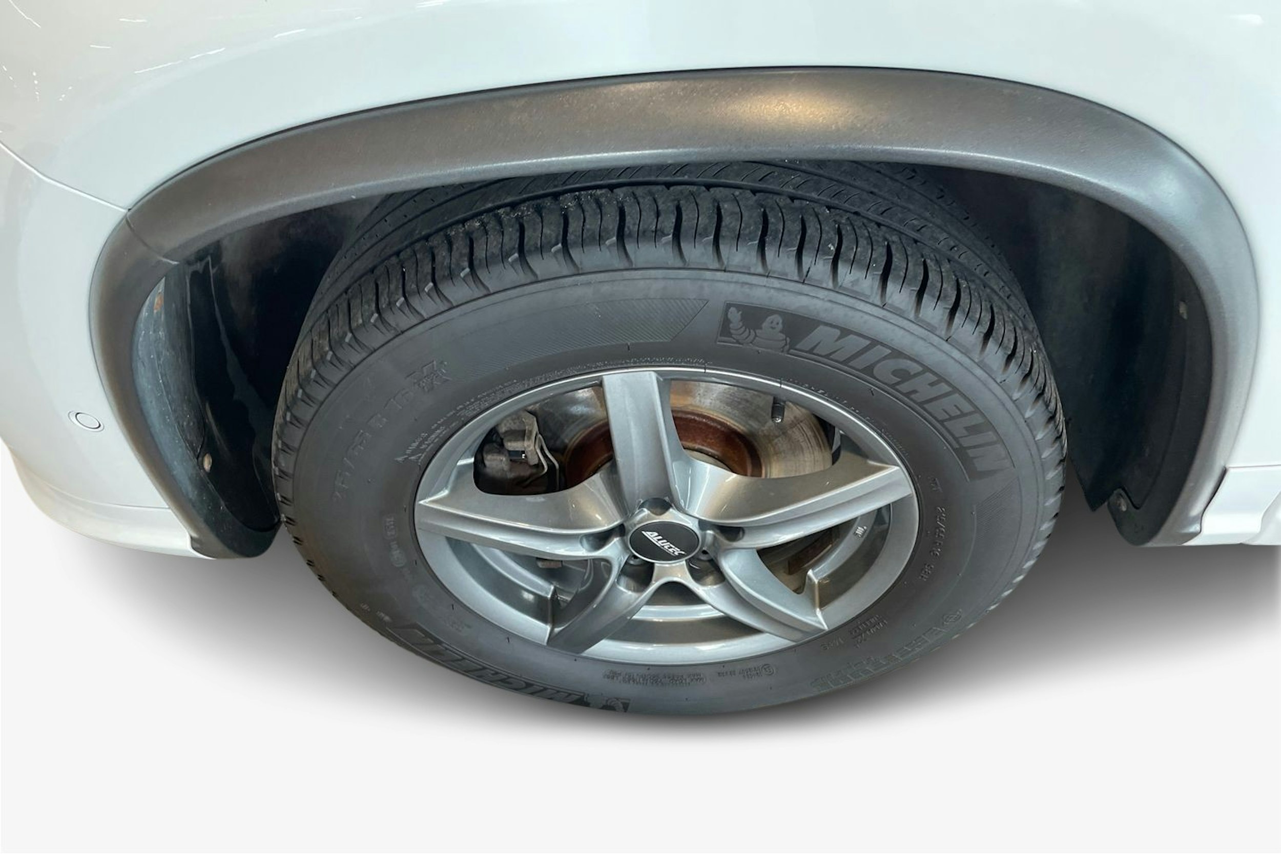 valkoinen Volkswagen Tiguan 2014 kuva 11.