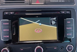 valkoinen Volkswagen Tiguan 2014 kuva 18.