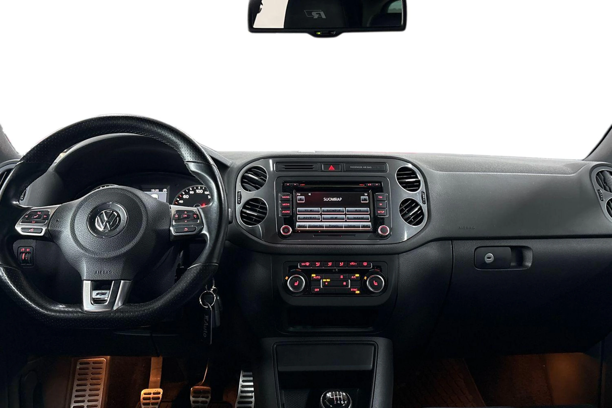 musta Volkswagen Tiguan 2014 kuva 9.