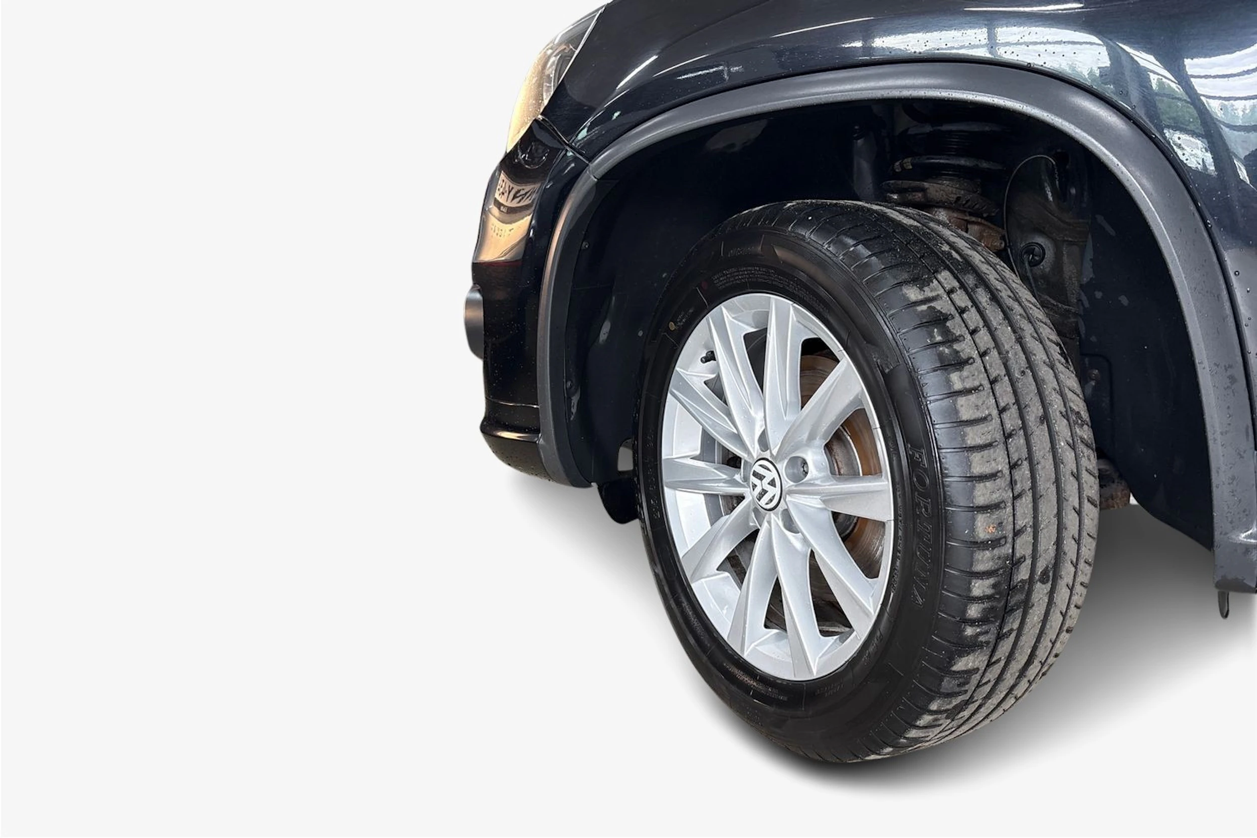musta Volkswagen Tiguan 2014 kuva 12.